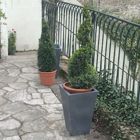 D'hotes Au Coin Du Bed & Breakfast 4*