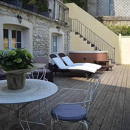 D'hotes Au Coin Du Bed and Breakfast 3*