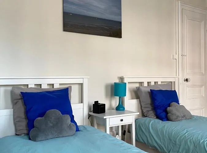 Bed & Breakfast D'hotes Au Coin Du 4*