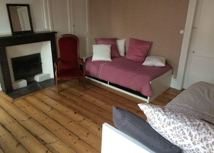 D'hotes Au Coin Du Bed & Breakfast 4*