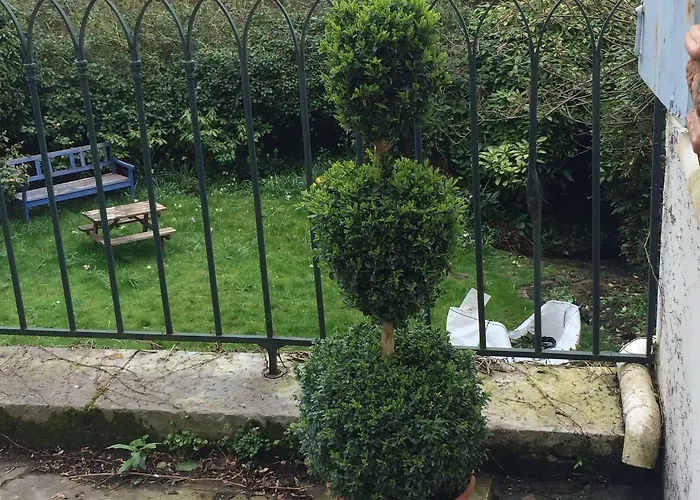 D'hotes Au Coin Du Bed & Breakfast 4*